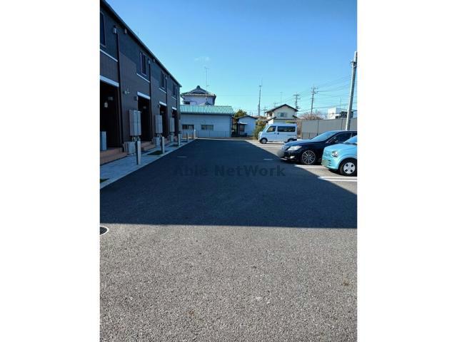 駐車場　駐車場