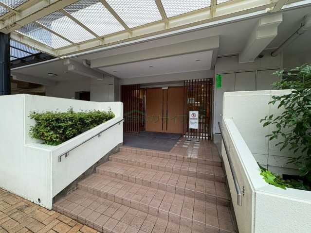 エントランス　アクティ目黒駅前　2号棟