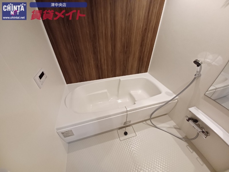 バス・シャワールーム　同型タイプ画像