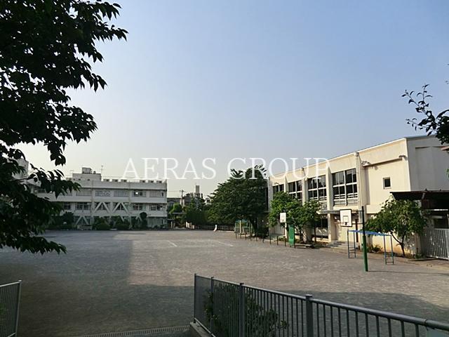 小学校　板橋区立志村第三小学校（小学校）まで456m