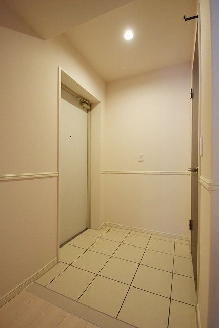 玄関　★お問い合わせはタウンハウジングまで★