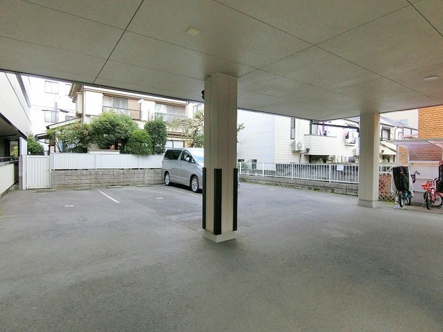 駐車場　★駐車場★