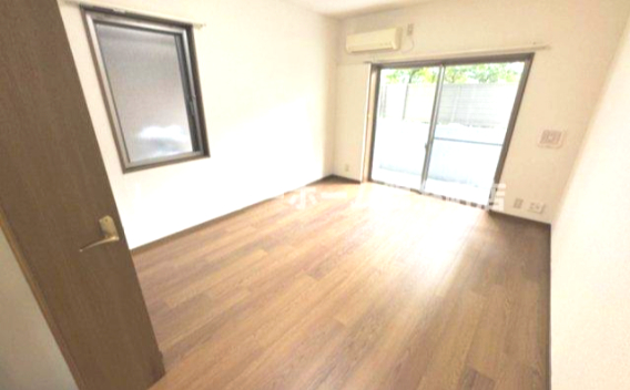 居室・リビング　別部屋参考写真