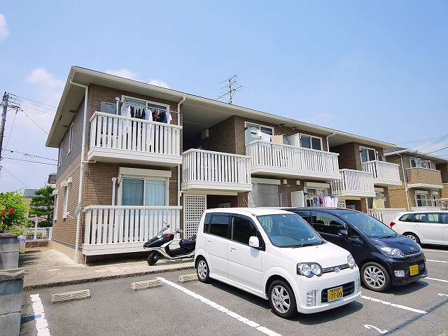 建物外観　外観は落ち着いています