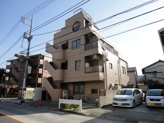 建物外観　丈夫で安心の鉄筋コンクリート造マンションです☆