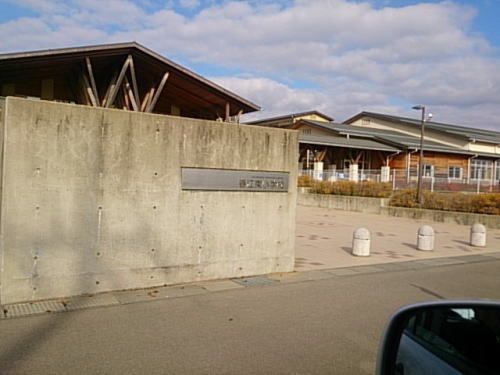 小学校　春江東小学校（小学校）まで500m