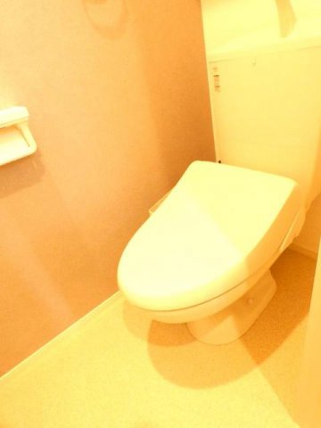 トイレ　トイレもきれいです