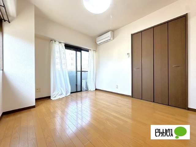 建物外観　２０１号室