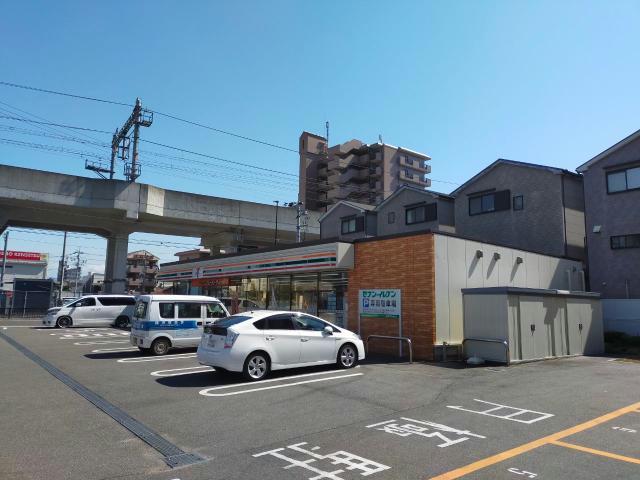 コンビニ　セブンイレブン泉大津駅南店（コンビニ）まで195m