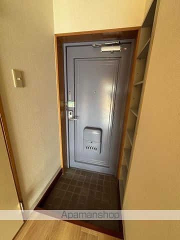 高松琴平電鉄長尾線 元山駅 徒歩25分 3階建 築28年の玄関写真