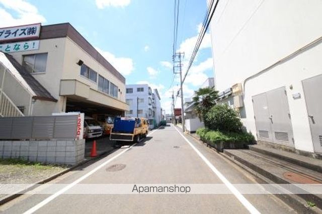 コンビニ　セブン－イレブン八王子長沼町店（コンビニ）まで372m