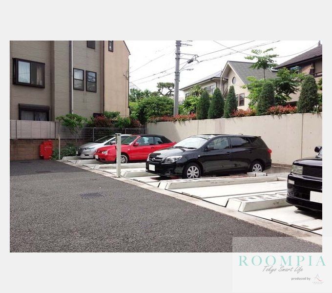 駐車場　駐車場