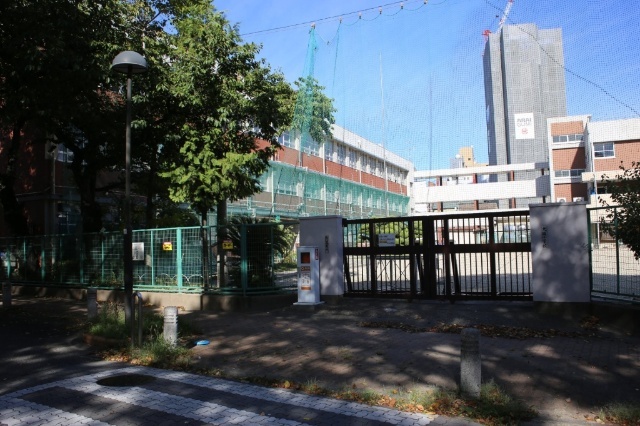 小学校　名古屋市立大須小学校（小学校）まで991m