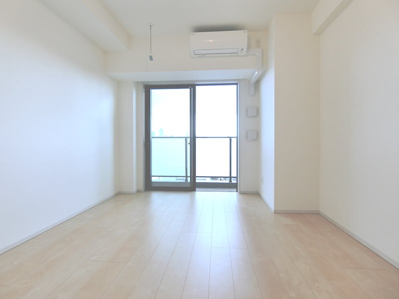 居室・リビング　南東向きで日当りの良いお部屋です