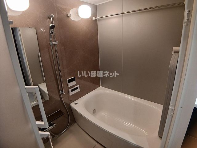 プレサンス レイズ 千種今池IIの風呂写真
