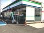 コンビニ　ファミリーマート打田豊田店（コンビニ）まで745m