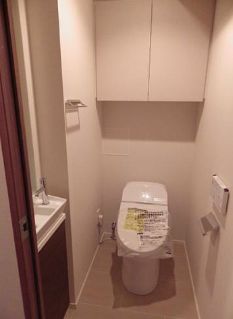 トイレ　別号室参考写真