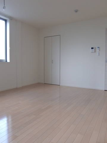 居室・リビング　２面採光のお部屋