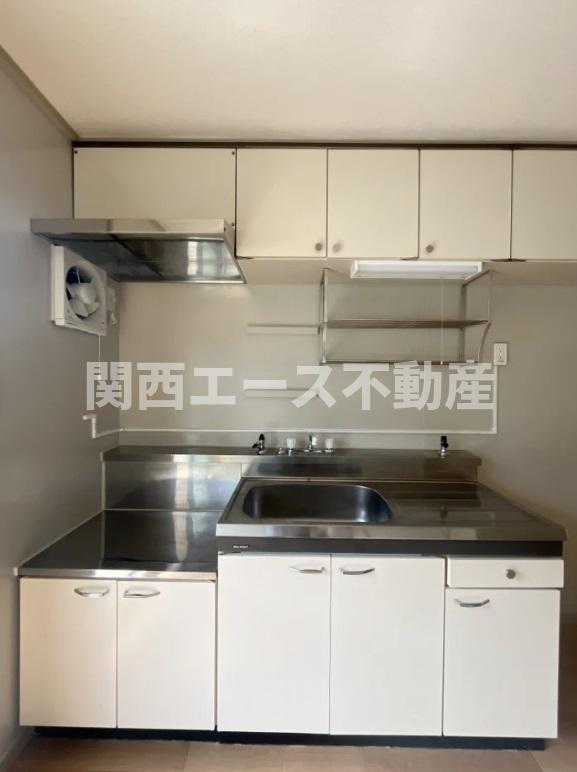 京阪本線 香里園駅 徒歩25分 5階建 築39年のキッチン写真