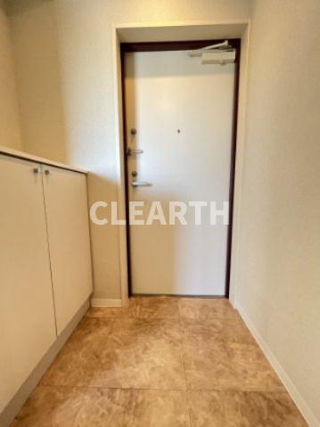 玄関　同タイプ別部屋写真・床壁の色柄は異なる可能性があります