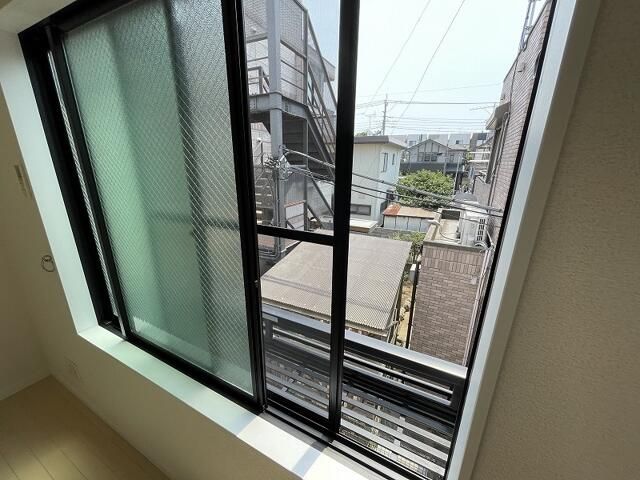 ＪＲ京浜東北線 北浦和駅 徒歩10分 2階建 築14年の内装写真