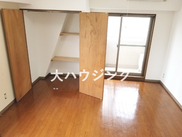 ルーブル西五反田の居間写真