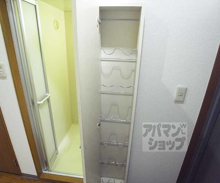 ザ・シティ伏見III?の内装写真