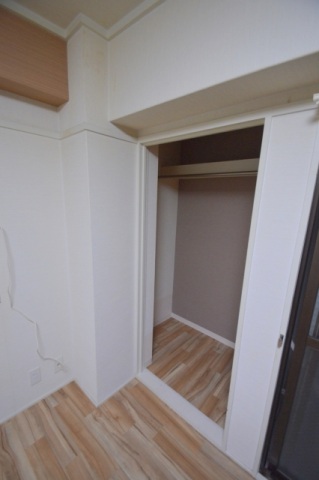 収納　写真は別のお部屋のものでございます