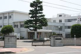 高校・高専　群馬県立富岡実業高等学校（高校・高専）まで7583m