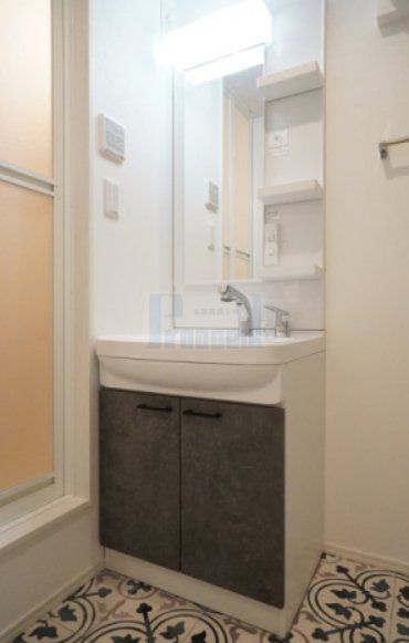 洗面設備　別部屋参考写真