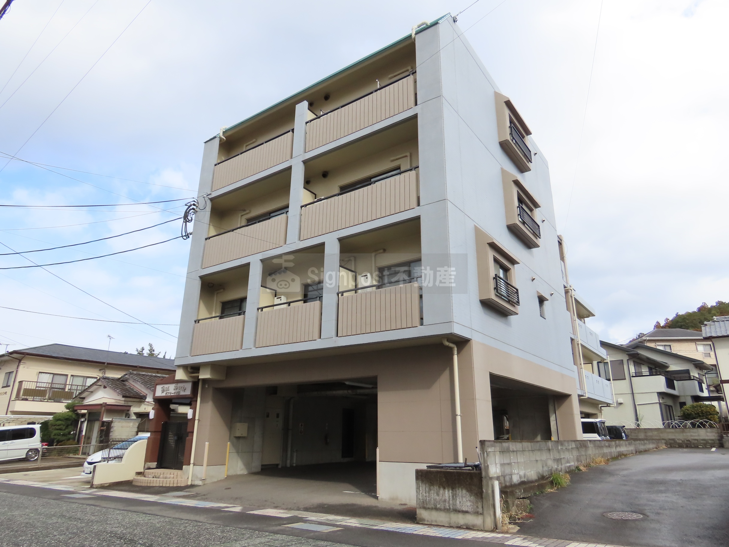 建物外観