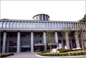 図書館　専修大学図書館（図書館）まで940m