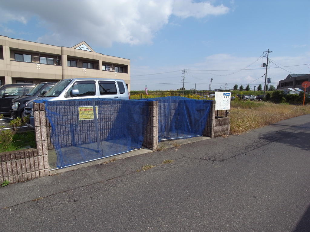 その他　敷地内専用ゴミ置き場