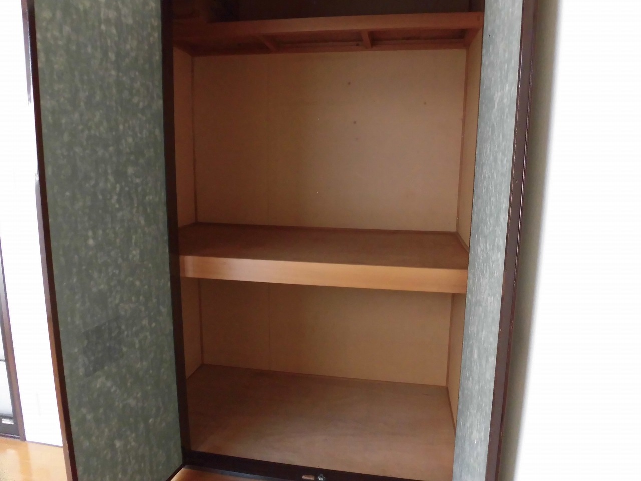 収納　大きい３段収納が付いてますよ！荷物が多くても安心です！