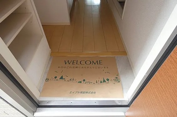 玄関　玄関部分