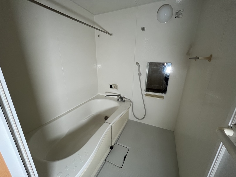 バス・シャワールーム　1坪タイプ、追炊き付、浴室乾燥機付