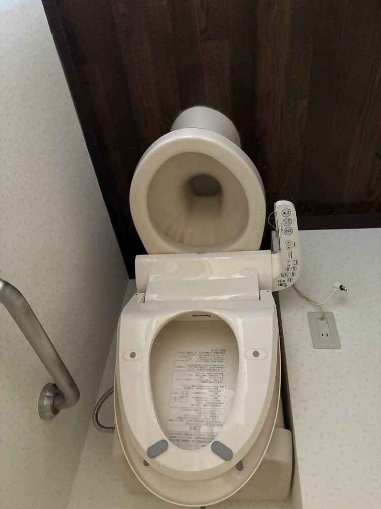 トイレ　広々トイレ