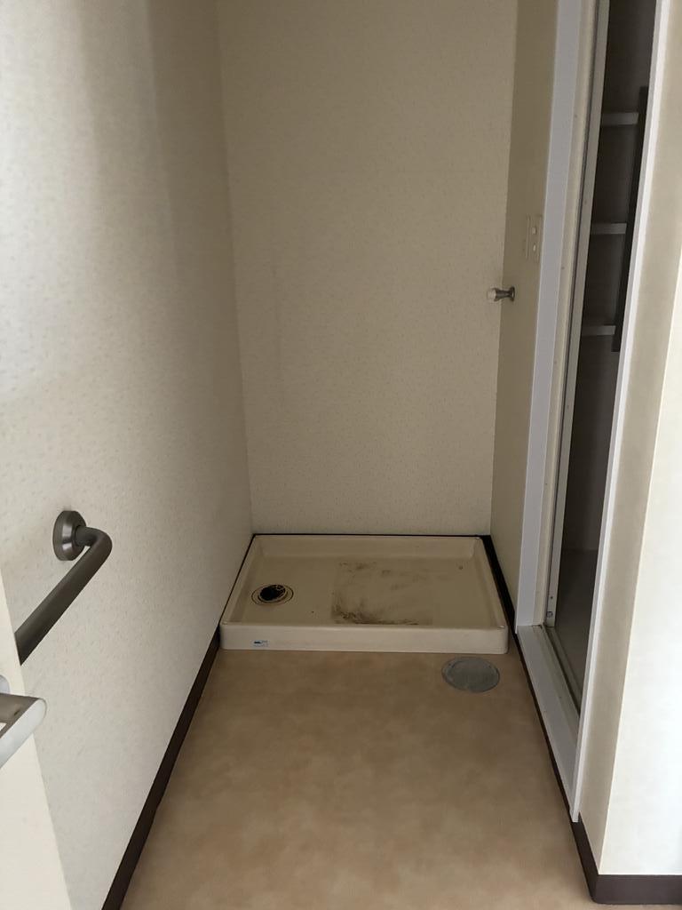 その他設備　洗濯パン有り