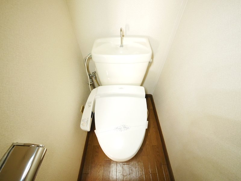 トイレ　ウォシュレット