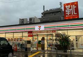 コンビニ　セブンイレブン尼崎南武庫郵便局前店（コンビニ）まで640m