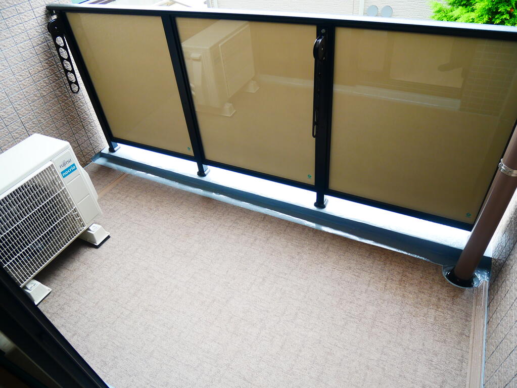 バルコニー　同タイプの参考写真です。