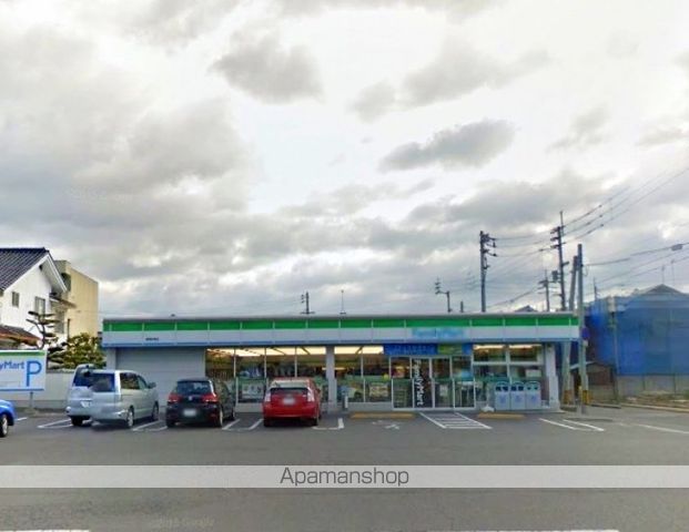 コンビニ　ファミリーマート福岡町南店（コンビニ）まで53m
