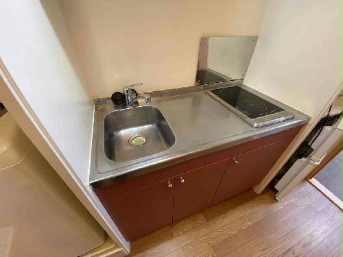 キッチン　設備・使用は号室により異なる為、現況を優先致します。