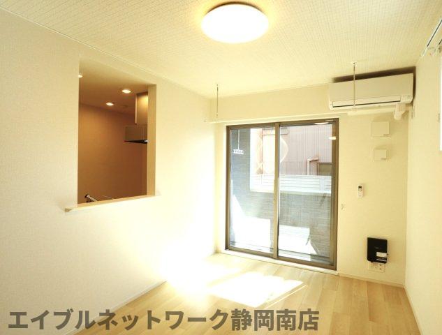 居室・リビング　ゆったり過ごせるリビングです