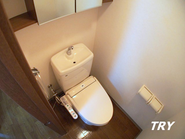 トイレ　ウォシュレット付！