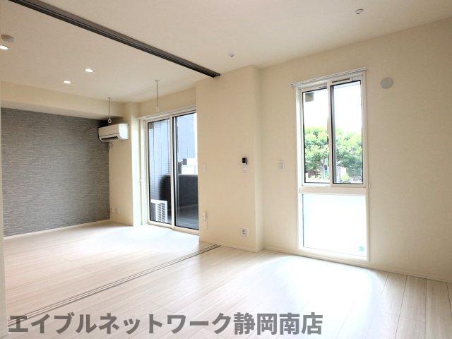 その他設備　きれいな洋室です