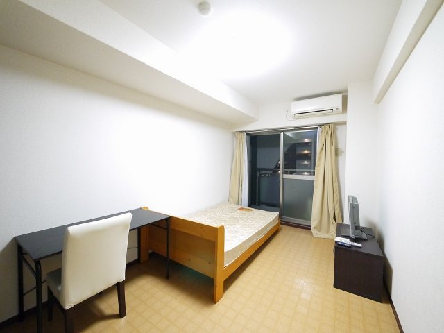 その他部屋・スペース　開放的な寝室です