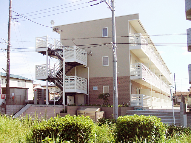 【大和市柳橋のマンションの建物外観】