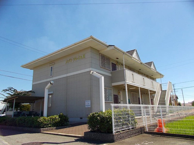 加古川市加古川町備後のマンションの建物外観