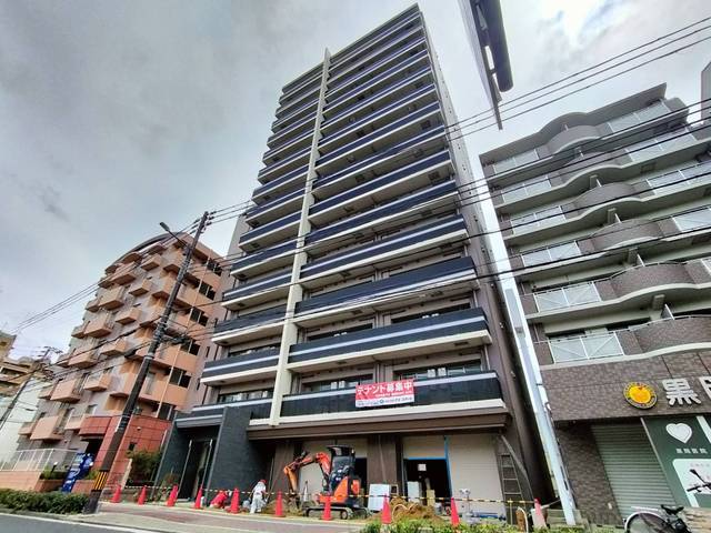 【大阪市住之江区南加賀屋のマンションの建物外観】